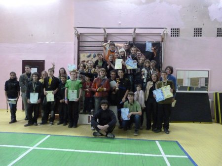 Молодежно-спортивный клуб «Лугань» победил в областных соревнованиях по скалолазанию
