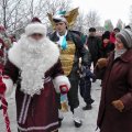 В Жовтневом районе Сергей Горохов зажег новогодние елки