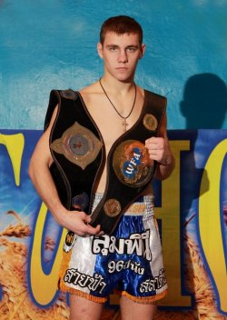 Луганский студент стал серебряным призером Чемпионата мира по тайскому боксу