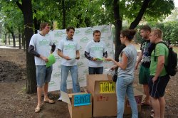 В Луганске «Екологічна варта» провела акцию «Вторая жизнь вещей»