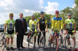 В Луганске областной этап ІХ Всеукраинской велоэстафеты «Спорт для всех объединяет Украину!»