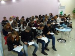 В Луганске прошел "круглый стол" студенческих лидеров