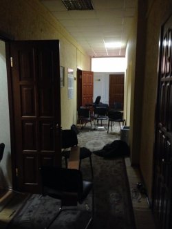 Луганская прокуратура после захвата. Блогер побывал в разблокированном здании (ФОТО)