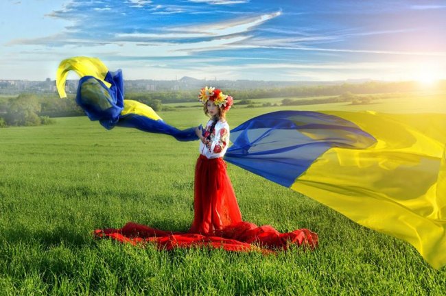 Алчевские фотографы создали патриотический фотосет "Донбасс - это мы" (ФОТО)