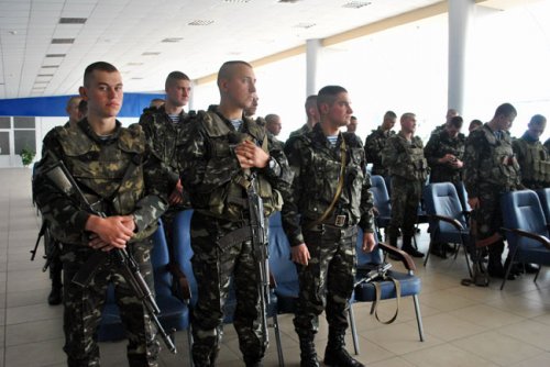 Украинские военные, находящиеся в Луганском аэропорту, шлют привет Болотову и хотят с ним встретиться по-мужски (ФОТО)
