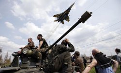 Президент Украины останавливает режим прекращения огня на Донбассе и возобновляет АТО