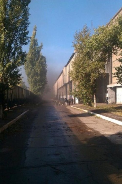На территории Алчевского меткомбината произошел пожар (фото)