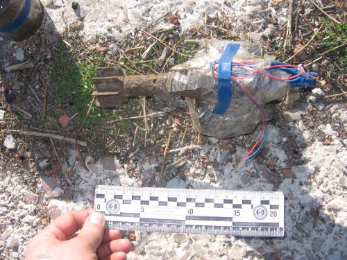 В Лисичанске правоохранители обнаружили тайник с боеприпасами (фото)
