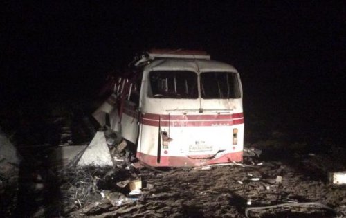 Под Артемовском на мине подорвался автобус. Выживших пассажиров обстреляли из миномета (ФОТО)