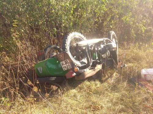 В Сватовском районе в результате опрокидывания мотоцикла травмированы пассажиры