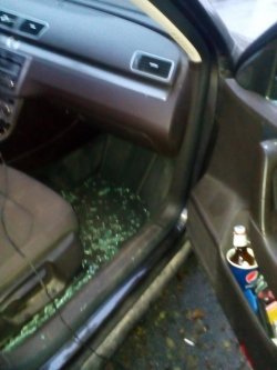 Под Киевом взорвали гранату возле машины активиста 