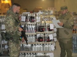 В Луганской области оперативники ДФС изъяли более 5 тонн водочного фальсификата на 600 тыс. грн.