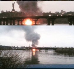 В Киеве на Днепре дотла сгорел плавучий ресторан