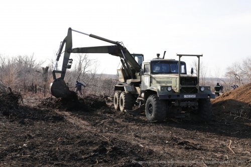 В Луганской области начались работы по открытию автомобильного пункта пропуска (фото)