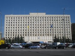 Порошенко предложил сменить 11 членов Центральной избирательной комиссии