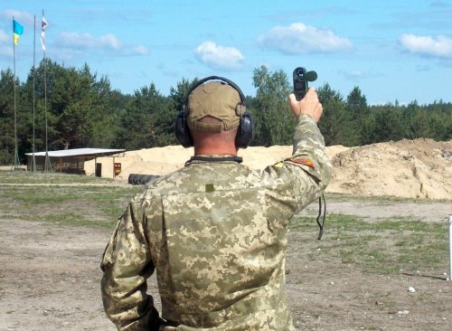 В Черниговской области прошли первые в истории современной украинской армии соревнования среди снайперов
