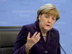 Меркель заявила, что пока выборы на Донбассе невозможны