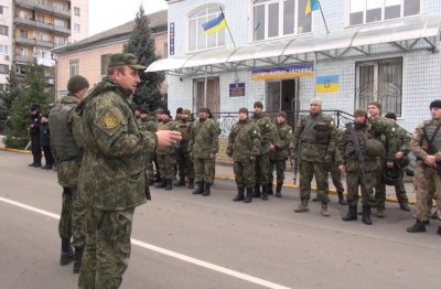 Луганские правоохранители перешли в усиленный режим несения службы