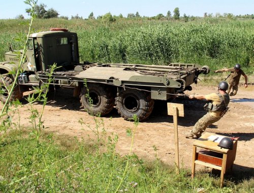 На Донбассе украинские военные провели тактико-специальные учения (фото)