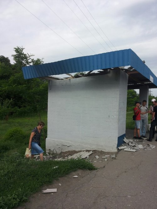 Последствия обстрела в оккупированном Донецке (фото)