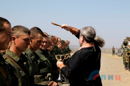 Боевики «ЛНР» начали танковые учения (фото)