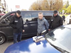 В Киеве СБУ ликвидировала сеть сбыта контрабандного оружия 