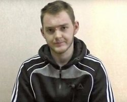 Освобожденный из плена боевиков ультрас луганской "Зари" впервые позвонил родителям