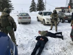 В Харькове СБУ задержала поставщиков автомобилей террористам ЛНР