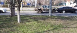 В Мариуполе военный автомобиль попал в ДТП 