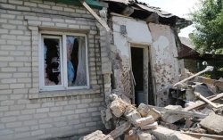 Обстрел в Луганской области: разрушено 2 дома, еще 35 повреждены 