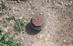 На автодороге Мариуполь-Сартана обнаружили мину российского происхождения 
