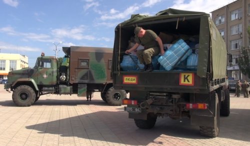В Северодонецк привезли гуманитарную помощь из Латвии (фоторепортаж) 