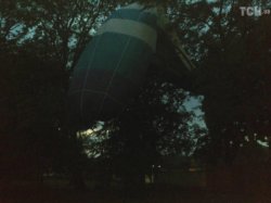 В Знаменке воздушный шар с людьми застрял на дереве