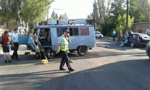 В оккупированной Горловке два человека погибли при лобовом столкновении УАЗ 66Т и ВАЗ-2104 