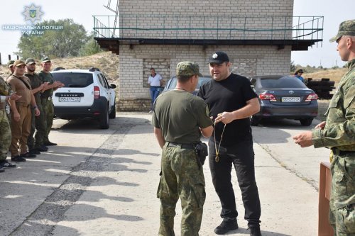 На Луганщине состоялись полицейские соревнования по служебному двоеборью