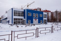 В школе под Киевом обрушилась крыша спорткомплекса
