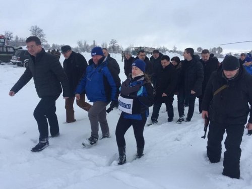 Климкин и Лайчак посетили КПВВ "Станица Луганская" на линии разграничения в Луганской области