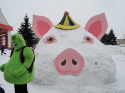 На Одесчине слепили рекордную снежную свинью