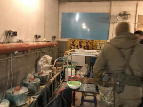 Из подпольного цеха в Одесской области изъяли более 6,5 тонны янтаря