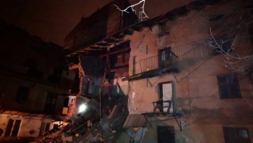 В центре Львова обрушилась часть жилого дома