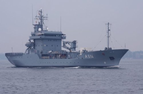 В Черное море направляется корабль НАТО