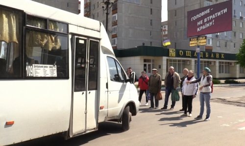 В Лисичанске техногенная катастрофа. Жители города перекрывают дороги из-за отсутствия водоснабжения