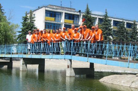 В Луганской области в рамках социальной акции «Оранж День» волонтеры помогли областному госпиталю инвалидов