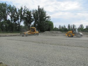В Луганске продолжается строительство двух новых футбольных полей на территории стадиона «Авангард»
