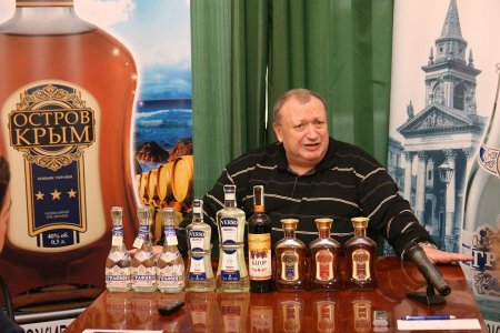 В Луганске презентовали новинки от крымских производителей