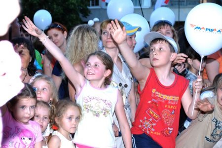 Необычный день детства в Жовтневом районе Луганска