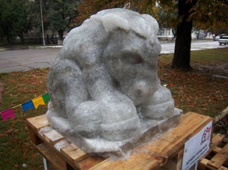 Уникальные соляные скульптуры от луганских мастеров