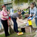 В Луганске организаторы субботника в Жовтневом определили победителя и назвали лучший двор