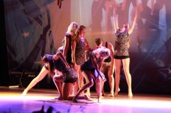 В Луганске ансамбль современного танца «Darling» покажет «Парадокс»