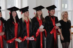 В Луганской государственной академии культуры и искусств состоялась торжественная церемония вручения магистерских дипломов